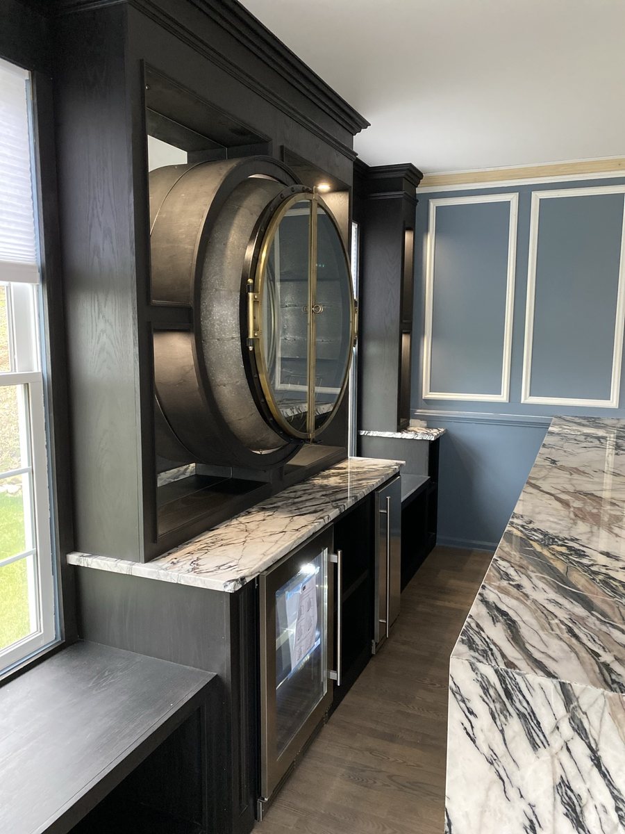 The Porthole Bar — plate 6