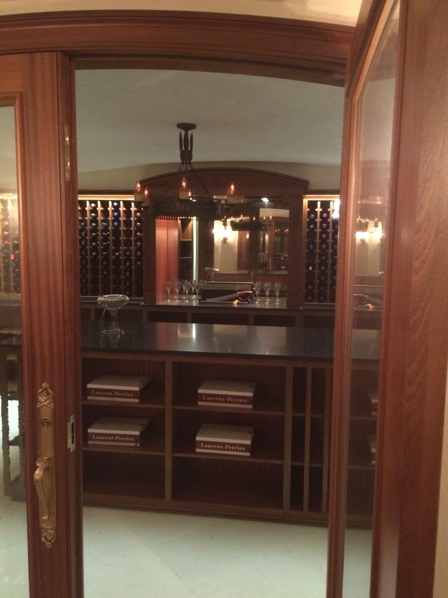 The Tasting Cellar — plate 3